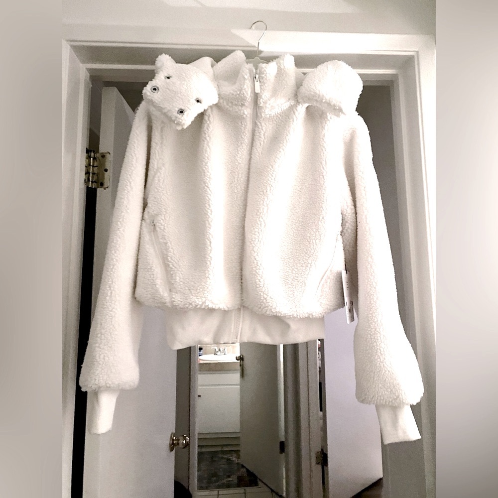ALO Yoga Foxy Sherpa Jacket NWT size SMALL